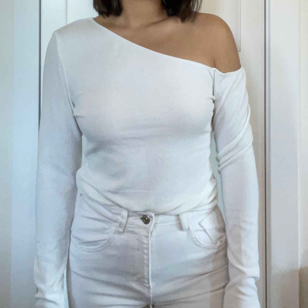 Off shoulder top